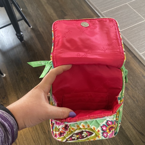 Vera Bradley Mint Paisley Pink Crossbody Purse EUC - Picture 6 of 6